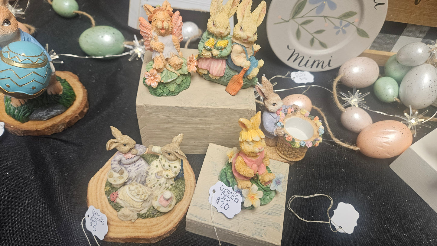 Ceramic bunnies set