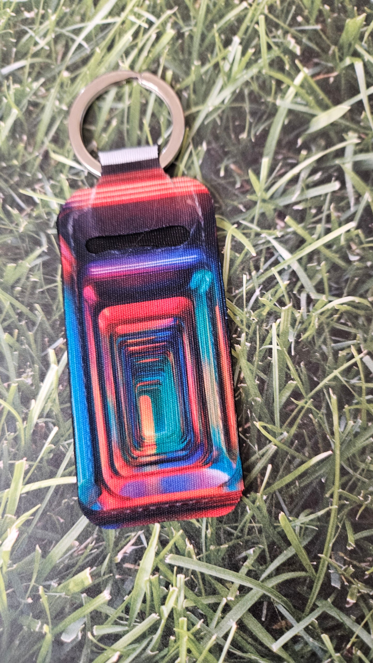 Color tunnel lipstick holder