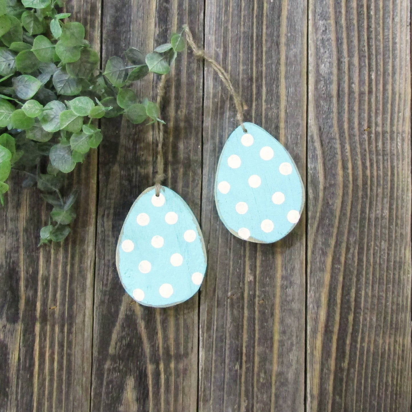 Handmade Easter Egg Ornaments: Light Green
