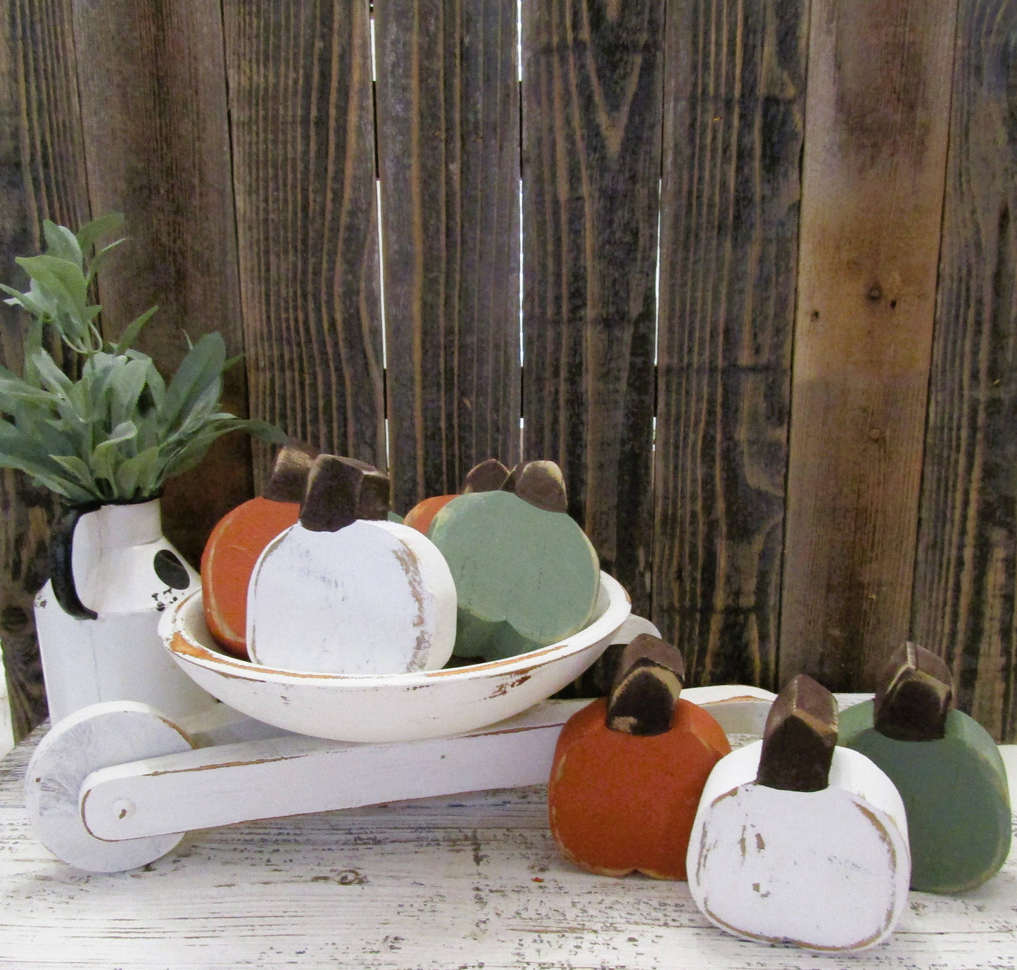 Rustic Chunky Pumpkin Fall Table Decor: Green