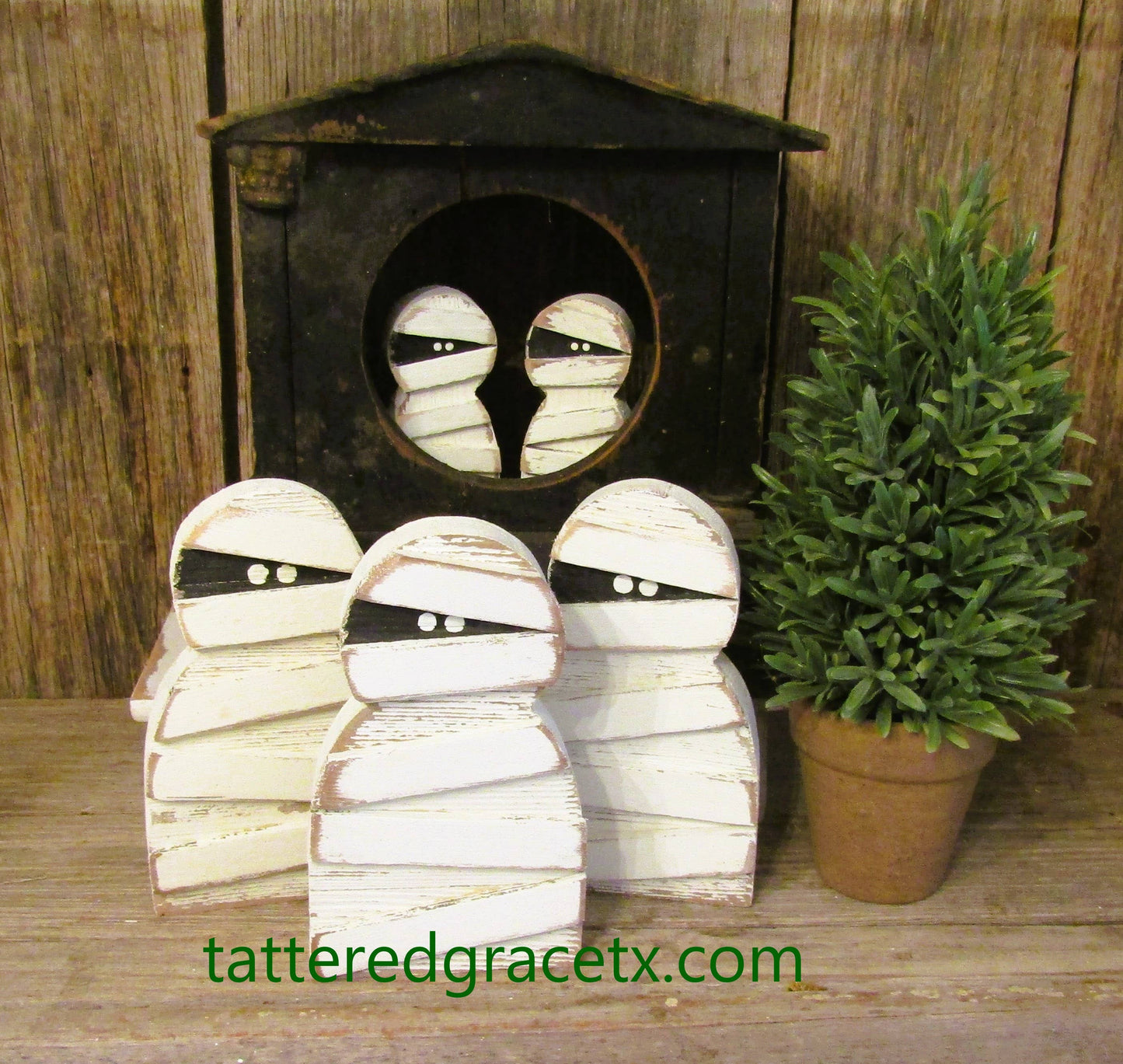 7 Inch Wood Mummy Halloween Decor