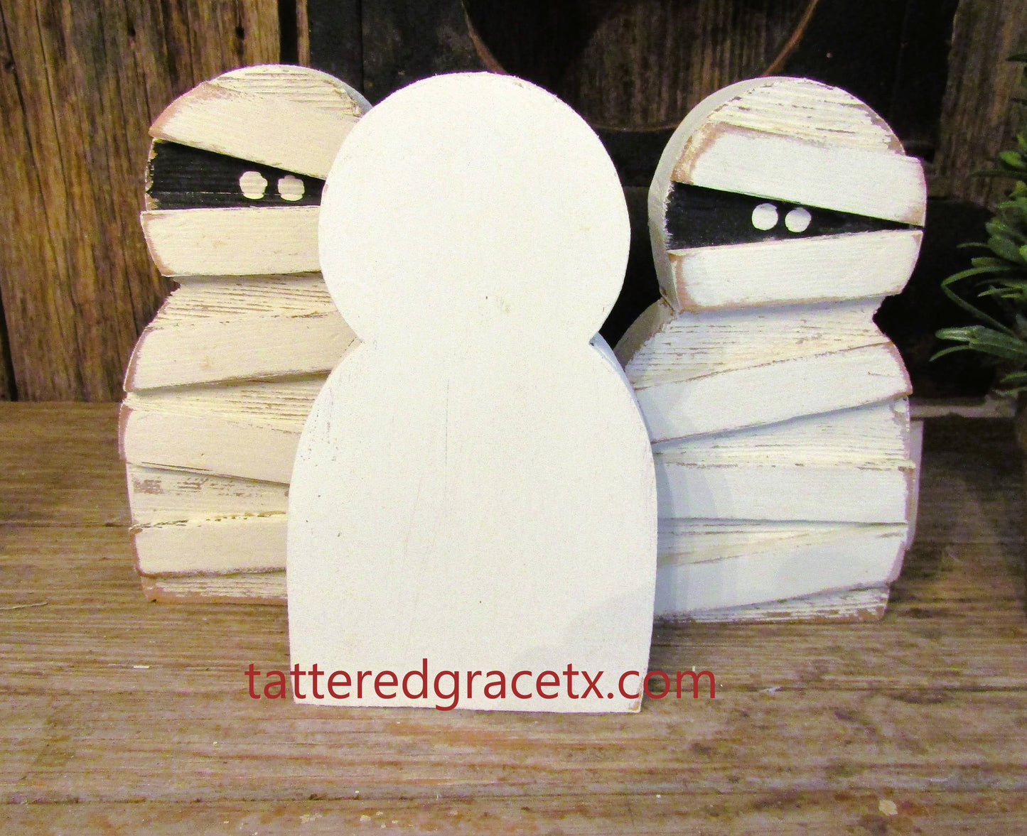 7 Inch Wood Mummy Halloween Decor