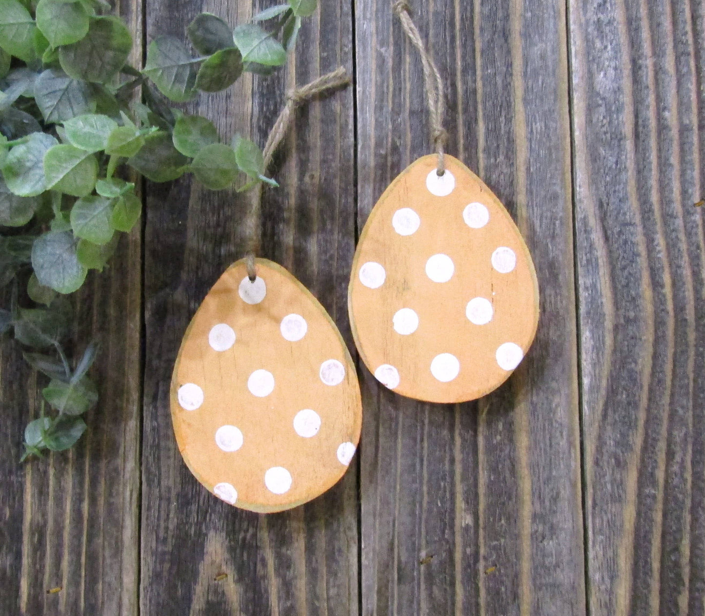 Handmade Easter Egg Ornaments: Light Orange