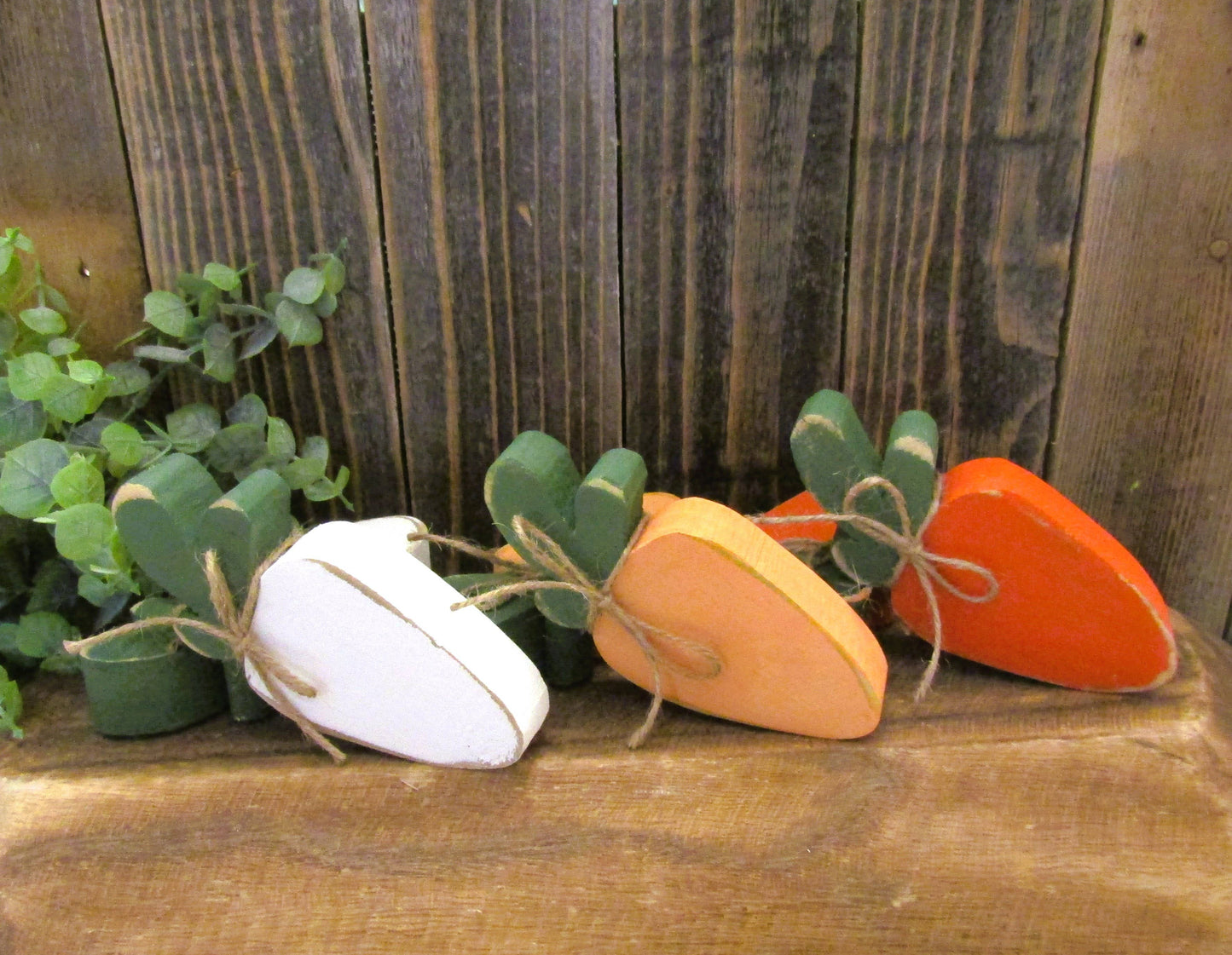 Chunky Wood Carrots Easter Tray Decor: Light Orange