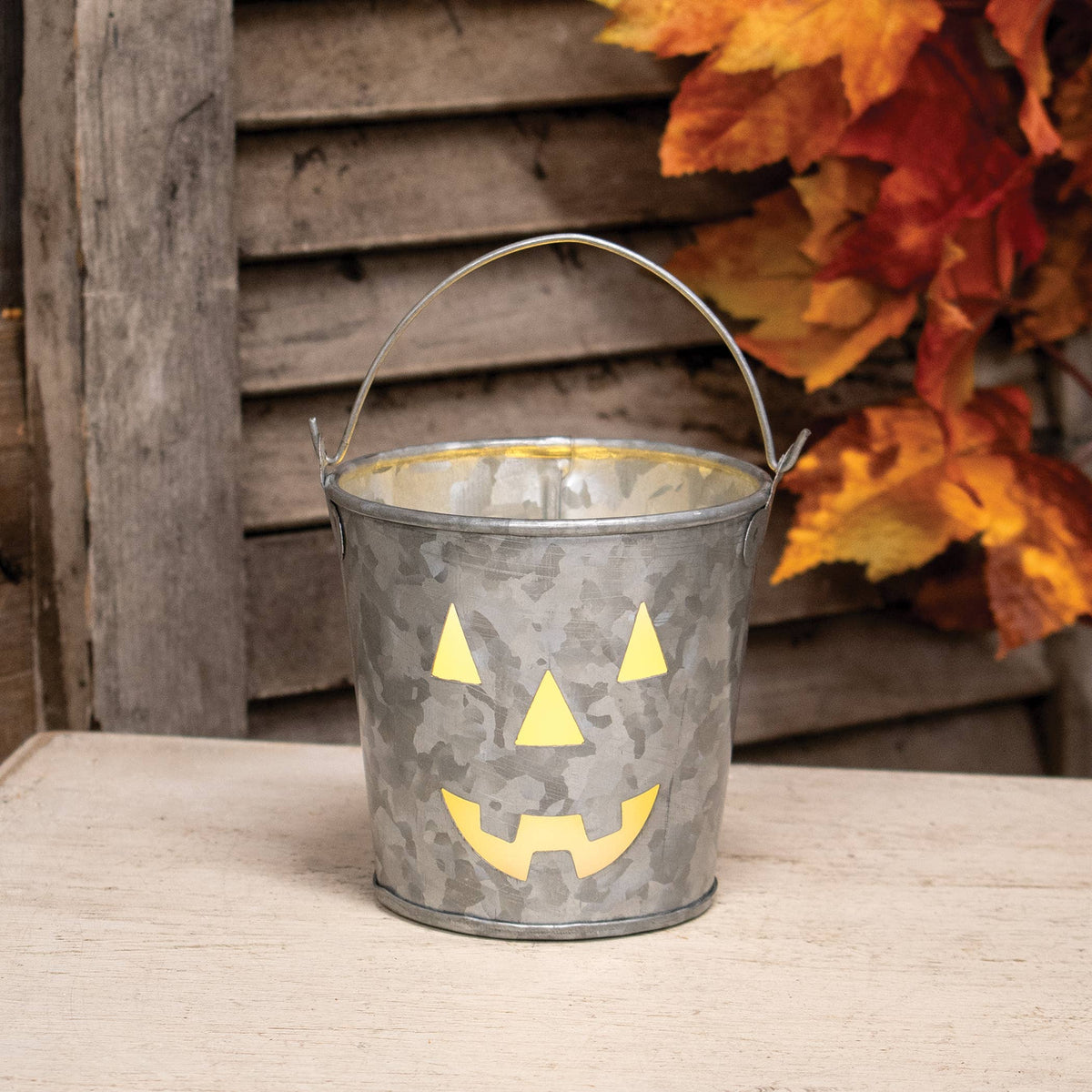Galvanized Jack Face Metal Bucket