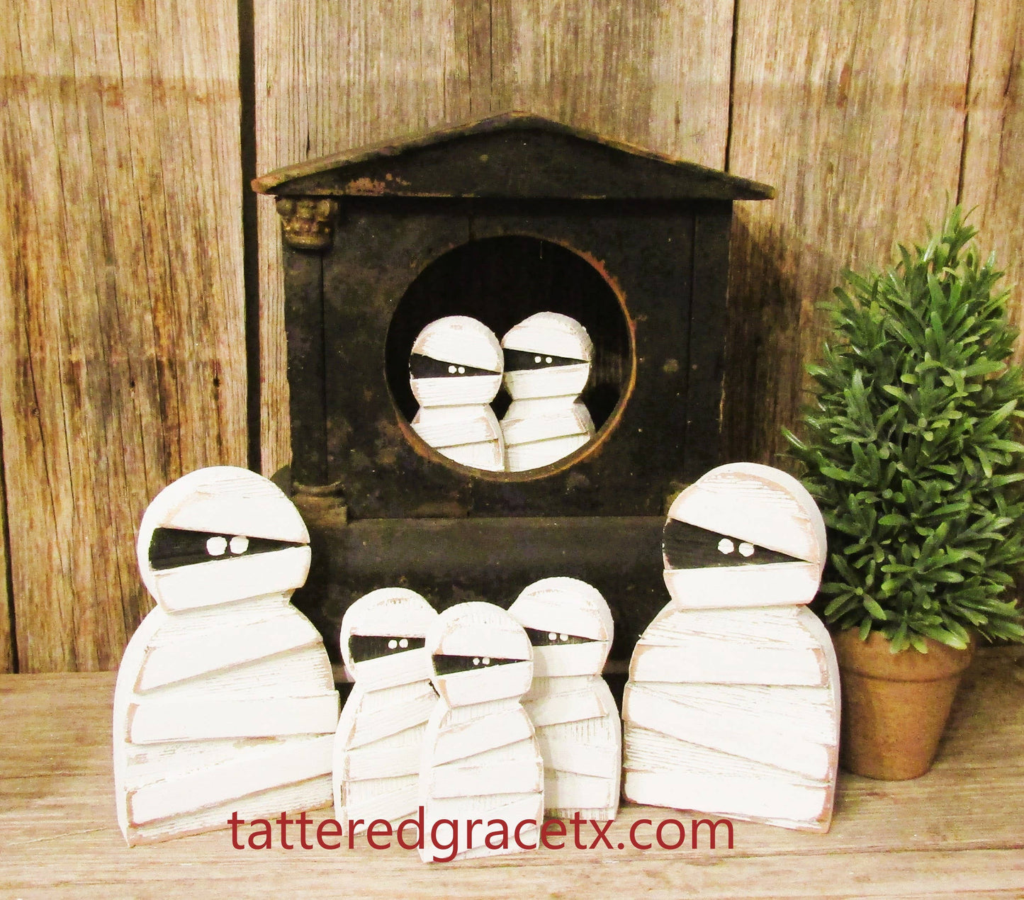 7 Inch Wood Mummy Halloween Decor