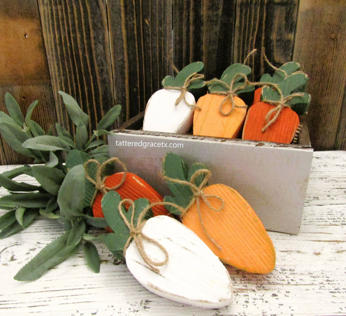 Chunky Wood Carrots Easter Tray Decor: Light Orange