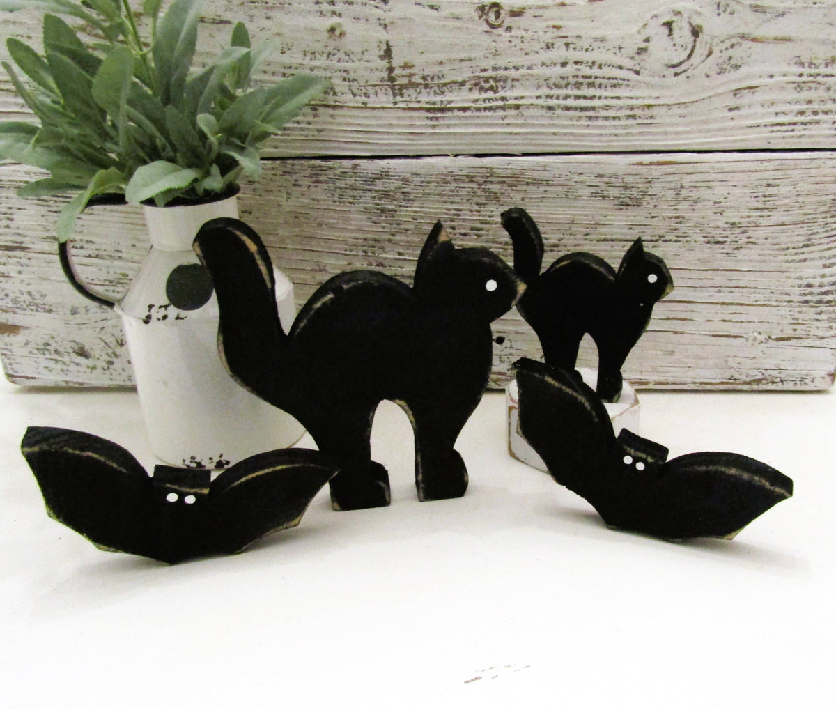 Rustic Wood Black Cat Halloween Decor