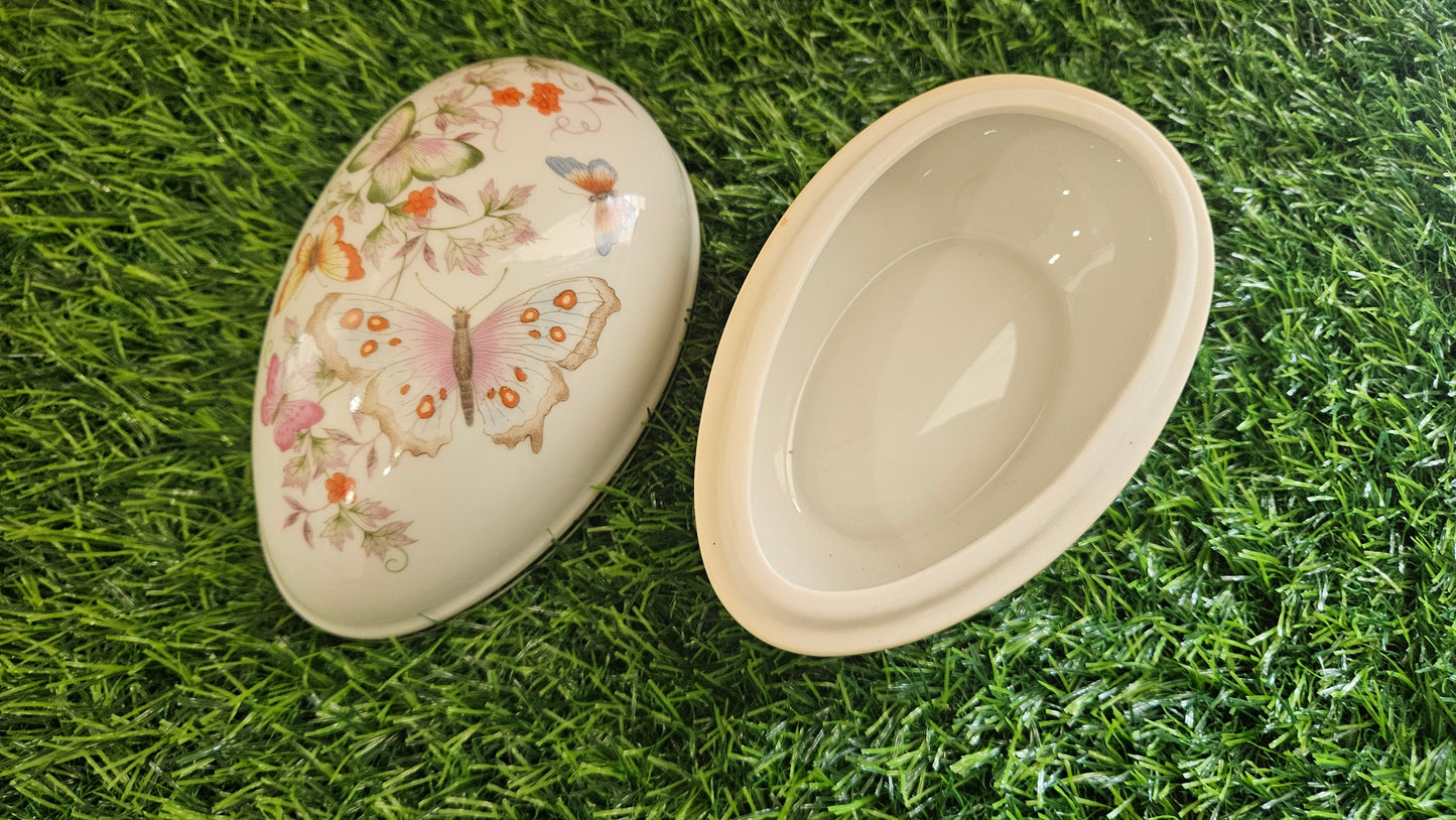 Porcelain butterfly egg