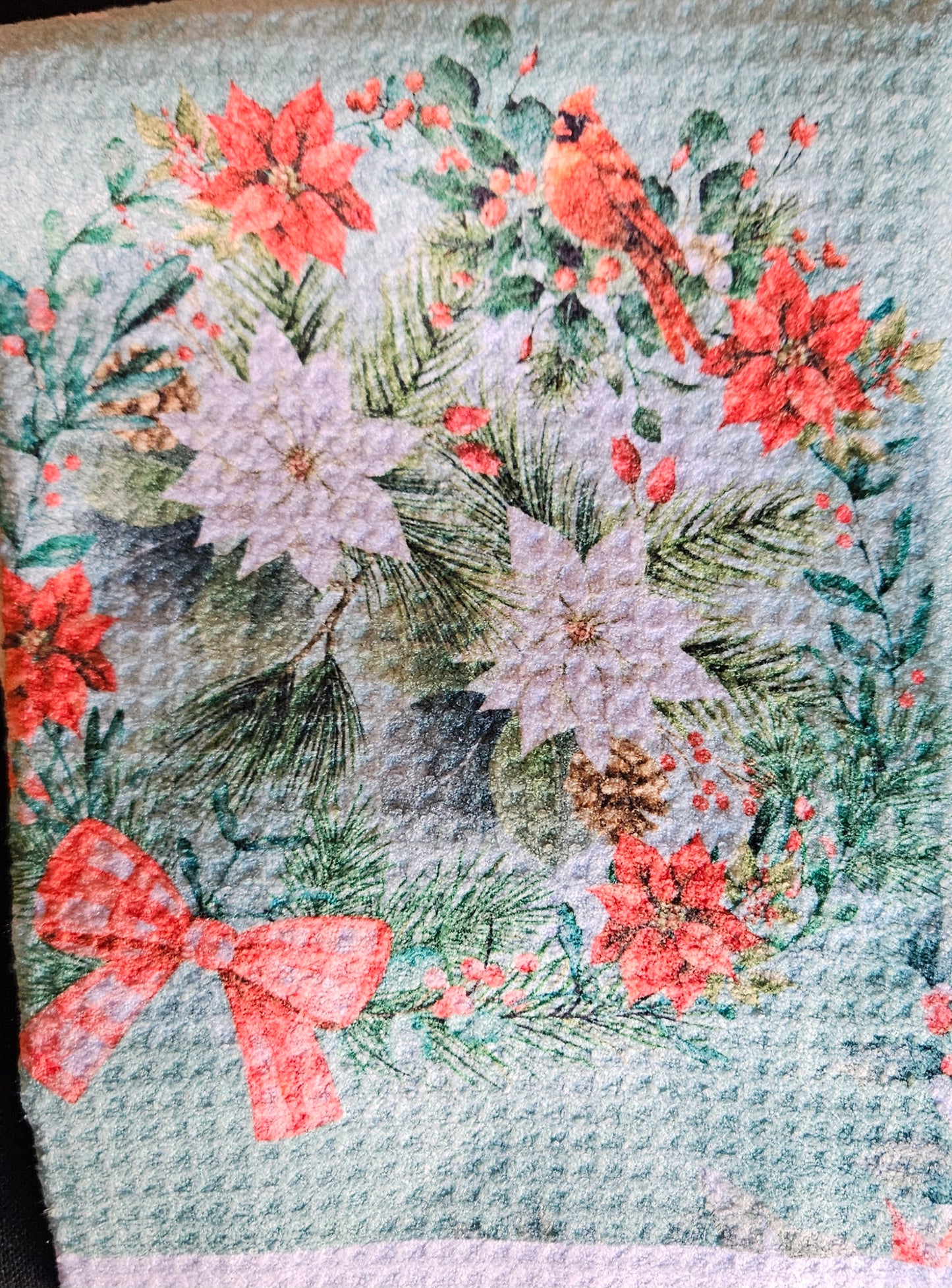 Red bird  wreath towel