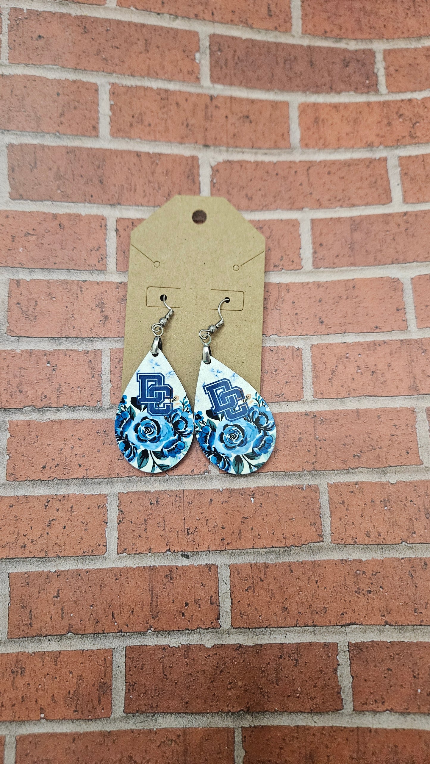 Deer Creek blue flower earrings