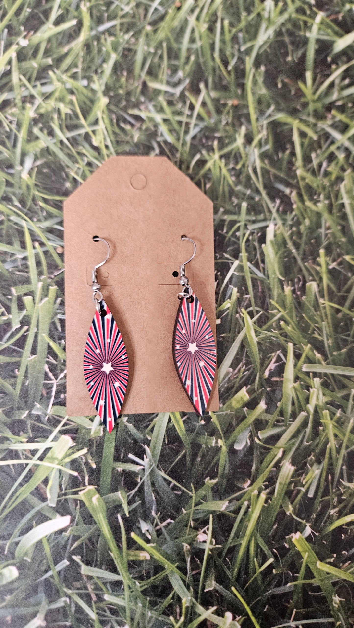 Star explosion earrings