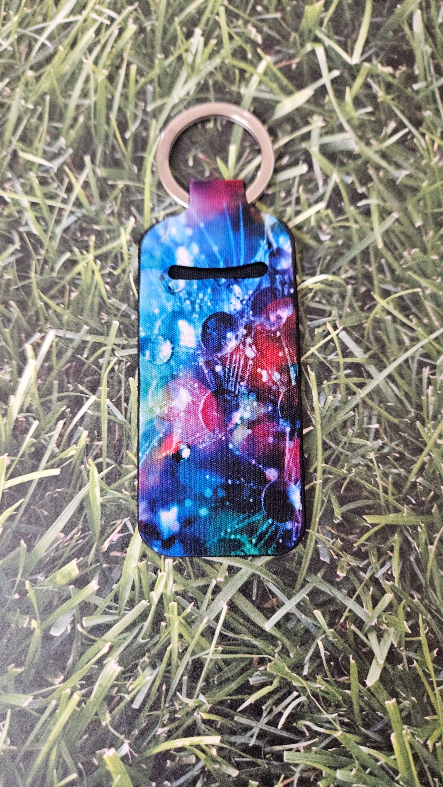 Colored water drops lipstick holder