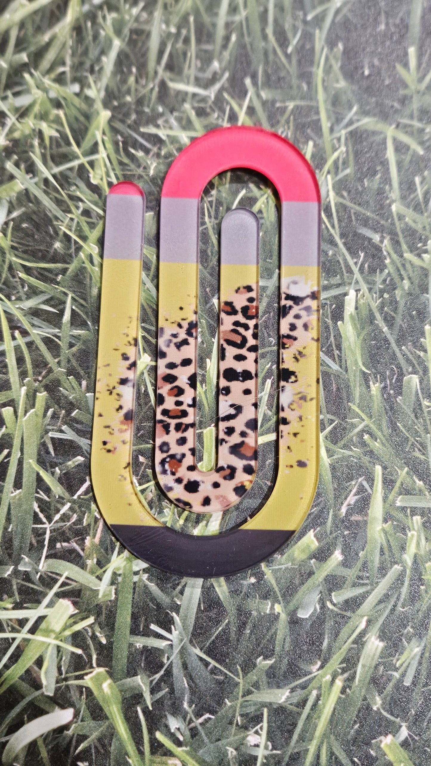 Leopard pencil paperclip