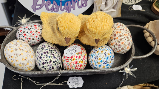 Chick's, eggs and holder