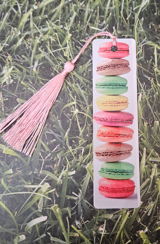 Macaroon bookmark