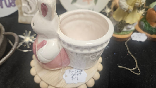 Porcelain basket