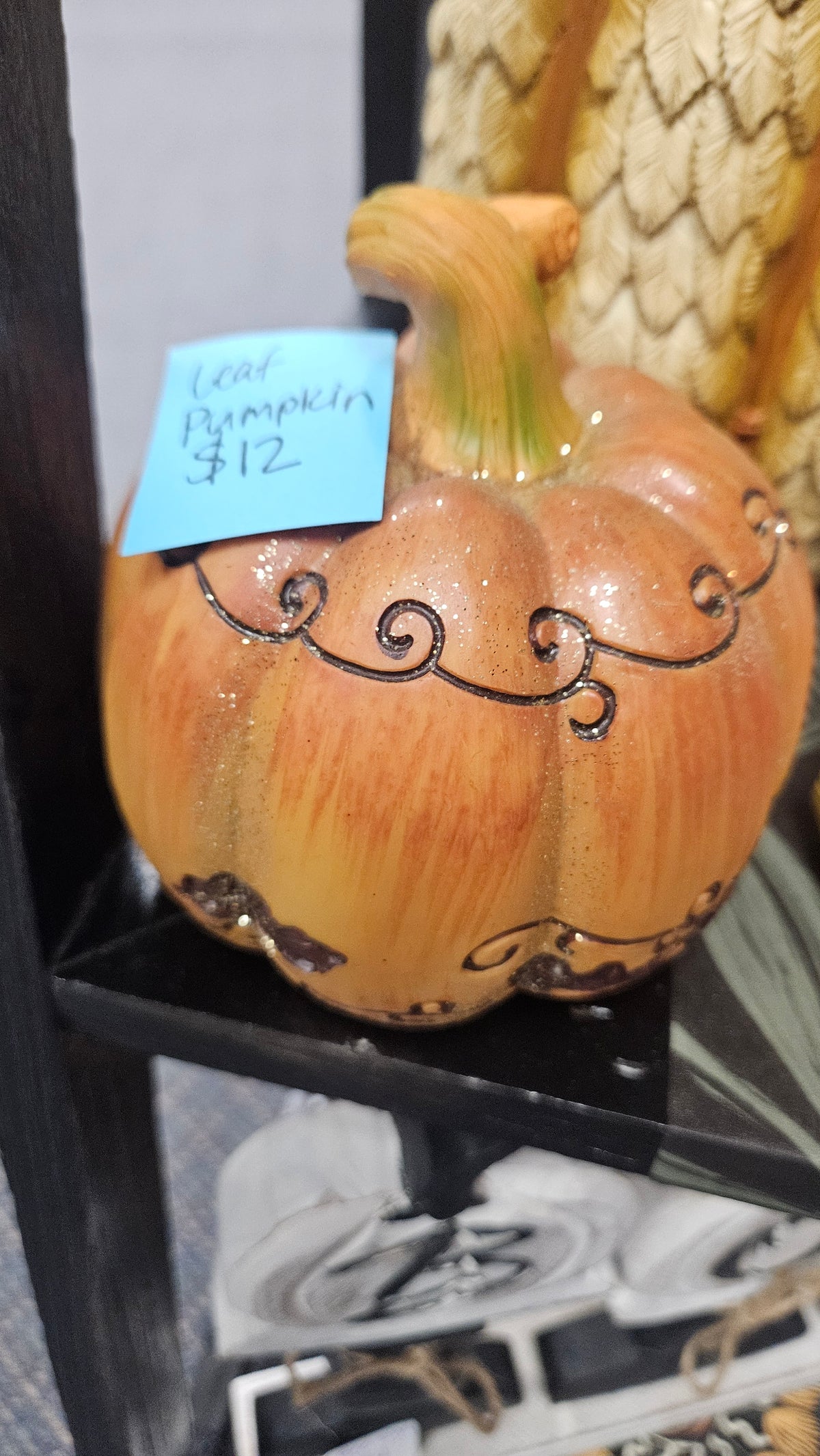 Leaf pumpkin