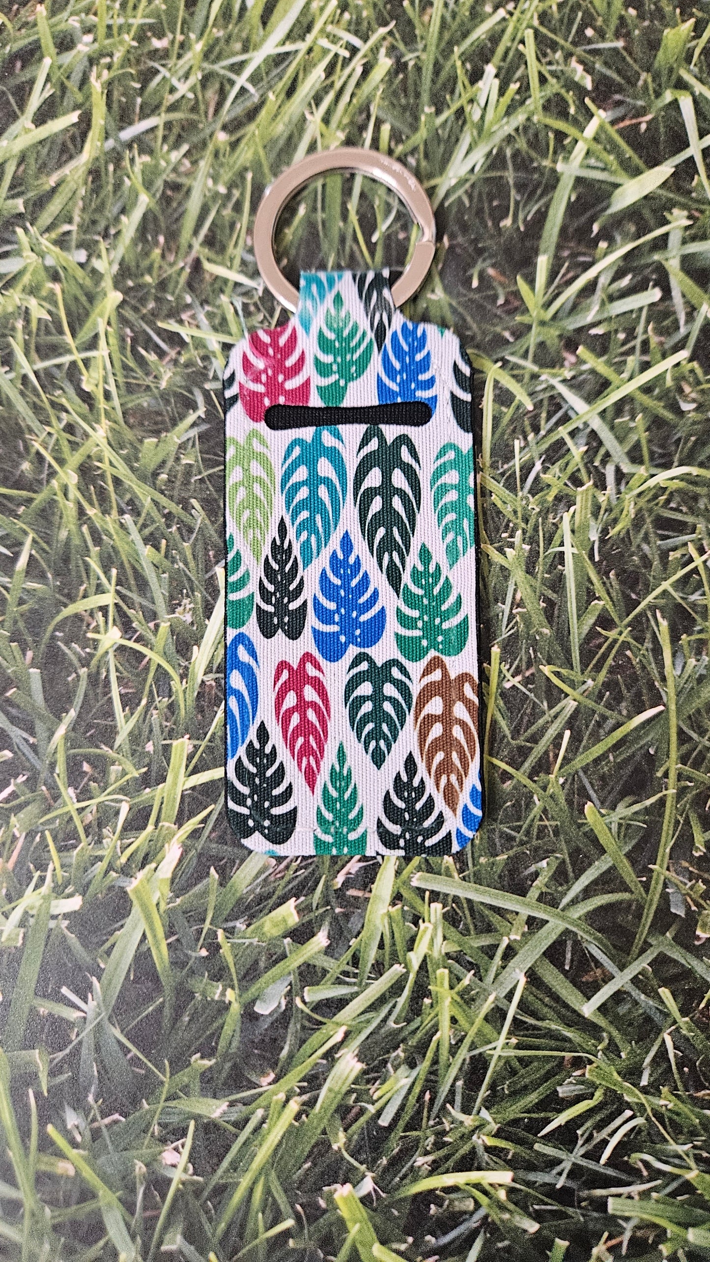 Different color leaves lipstick holder